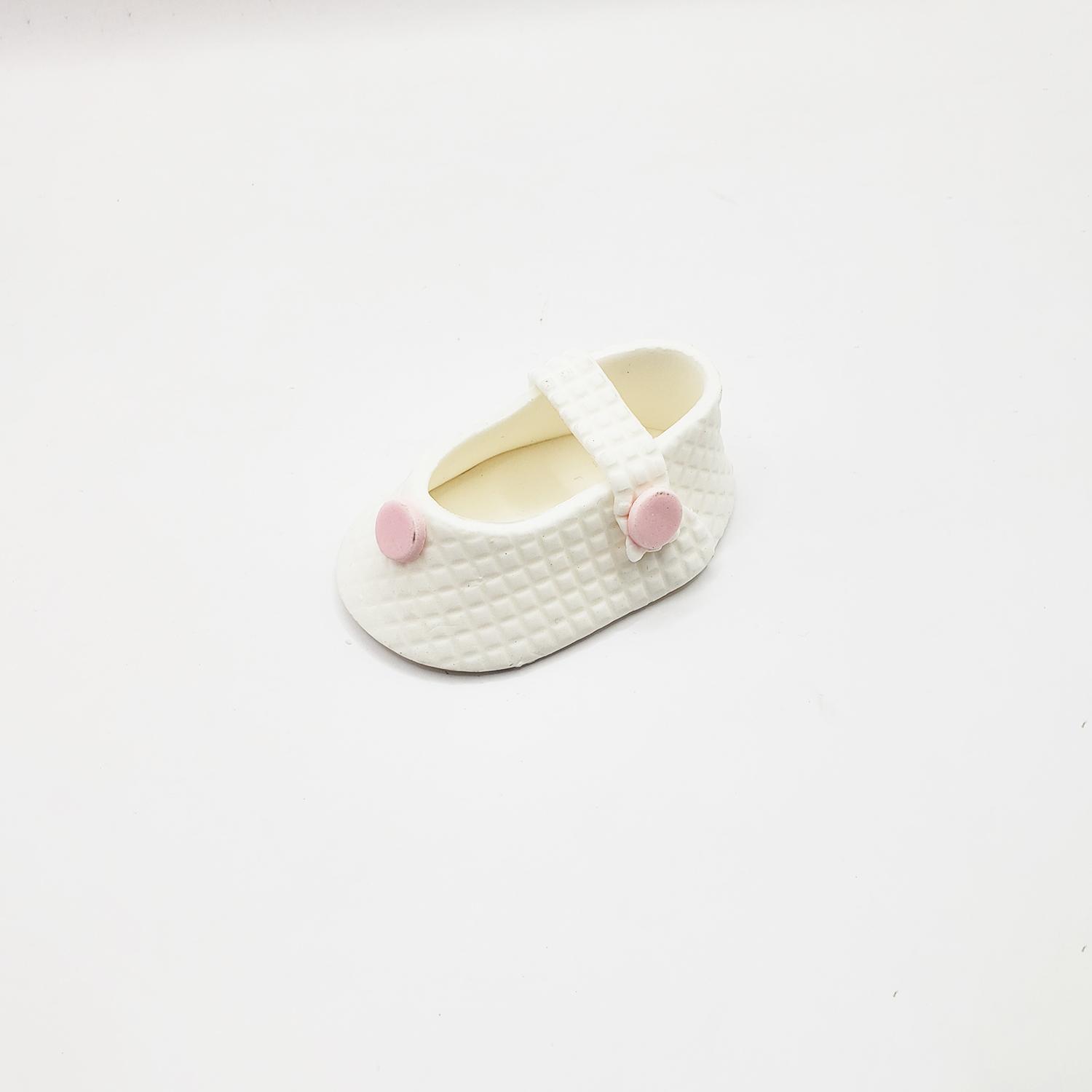 PURPLE SUGARCRAFT EDIBLE SMALL WHITE BABY BOOTIES