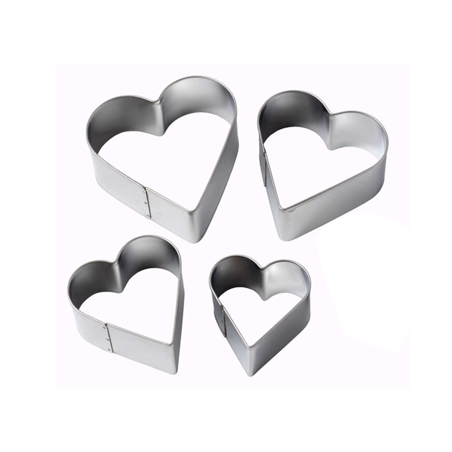 4 PCS STAINLESS STEEL HEART CUTTER SET