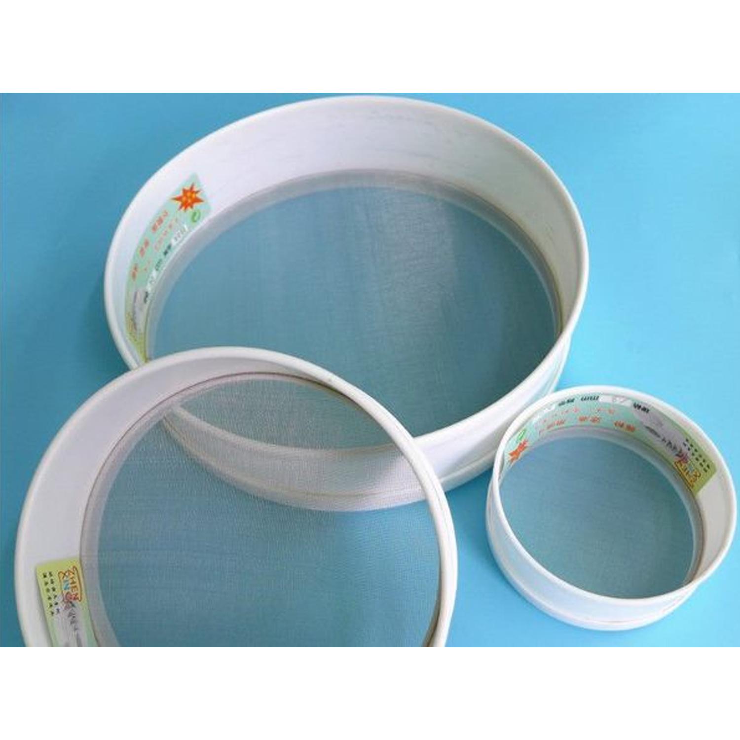 40CM WHITE PLASTIC FLOUR SIEVE