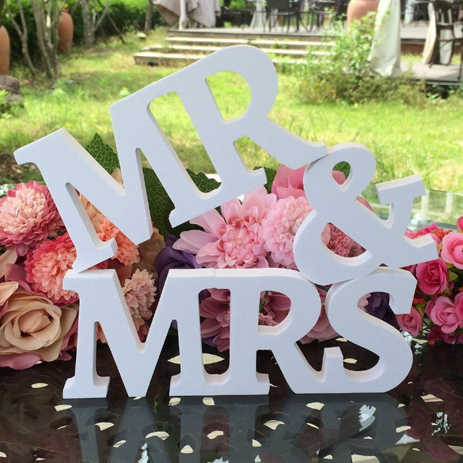 WOOD TABLE TOPPER MR & MRS