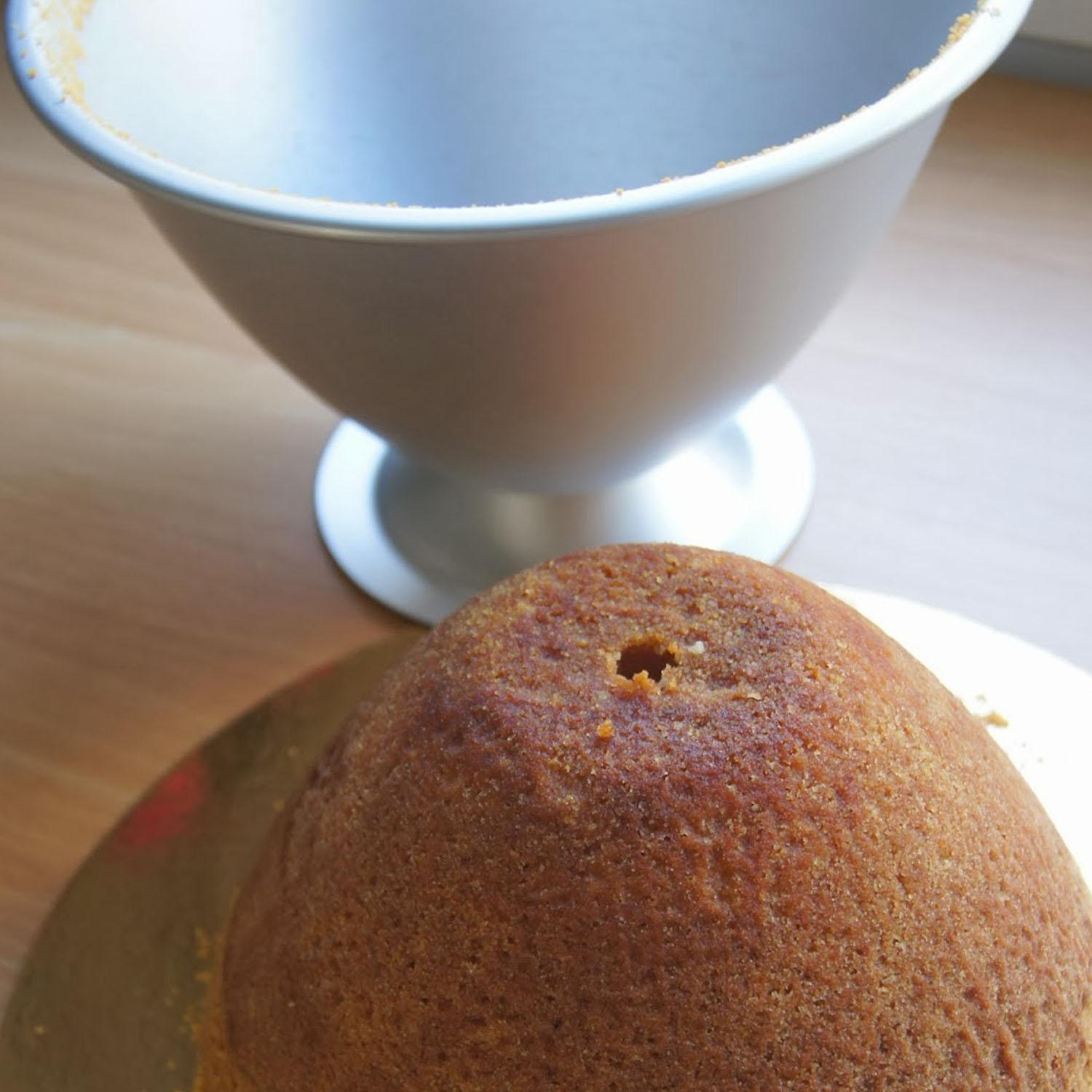 DOLL CAKE PAN CHN