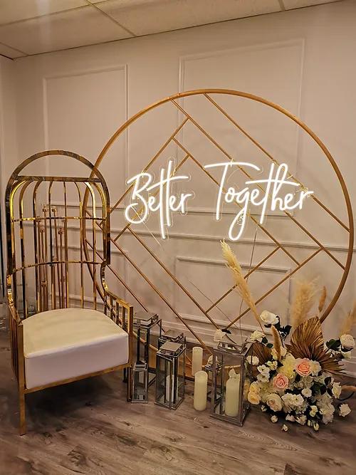 GOLD ROUND GEOMETRIC PATTERN DECORATIVE FRAME 2M