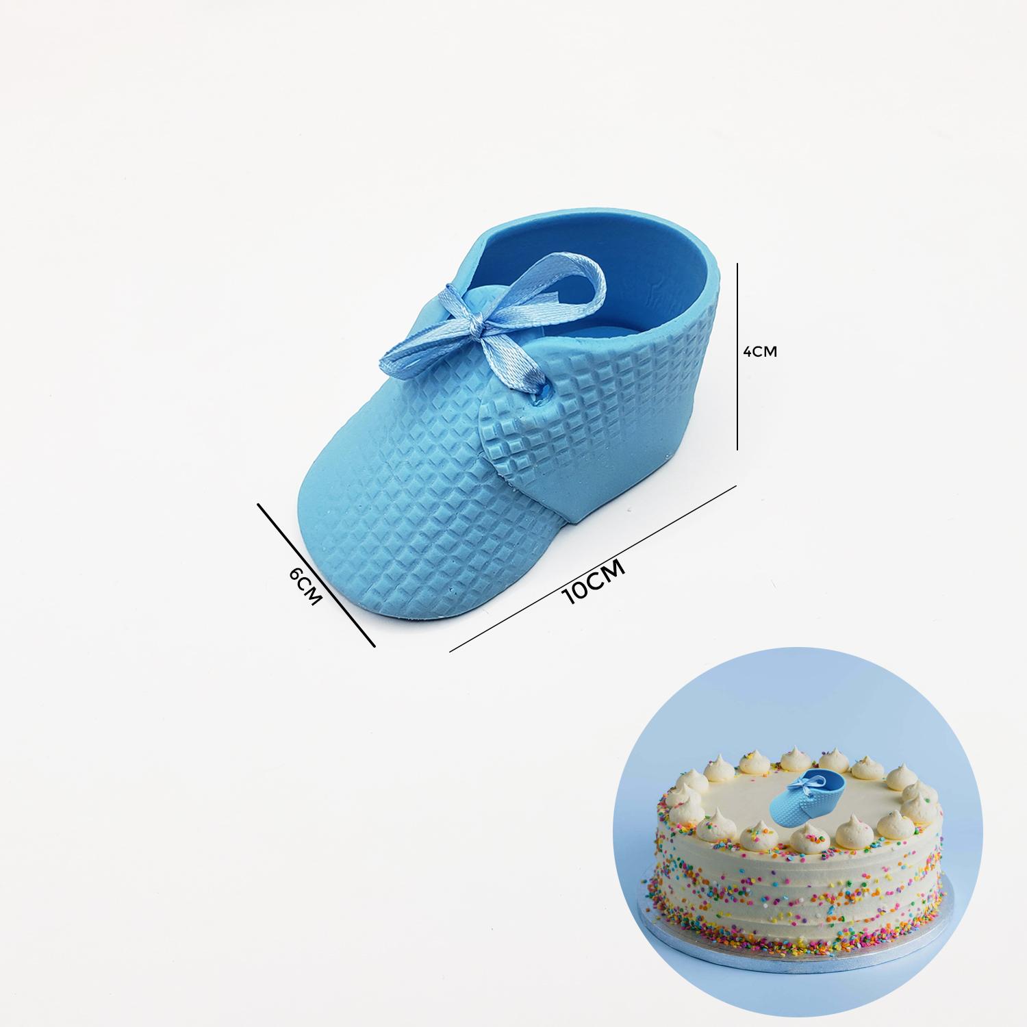 PURPLE SUGARCRAFT EDIBLE MEDIUM BLUE BABY BOOTIES