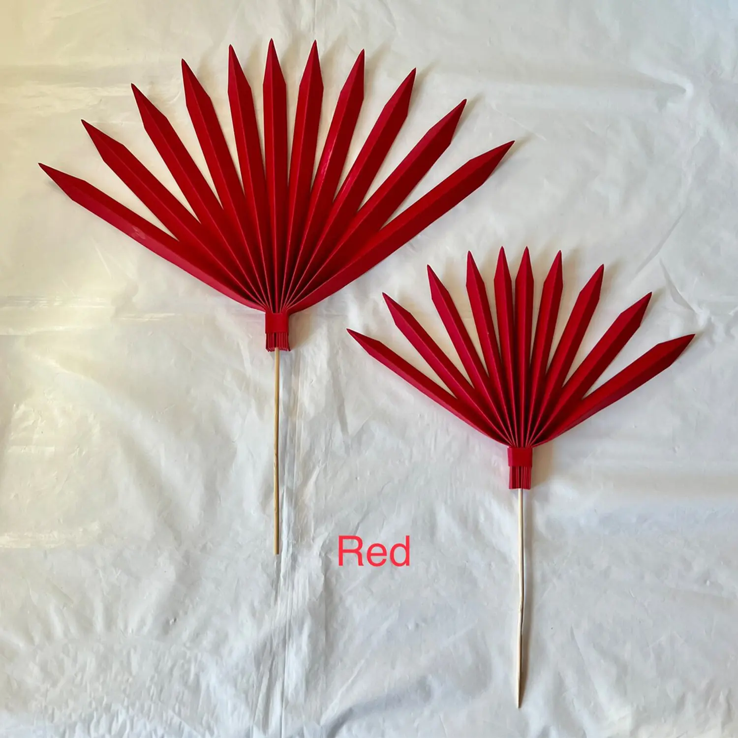 RED PALM LEAF CAKE TOPPER