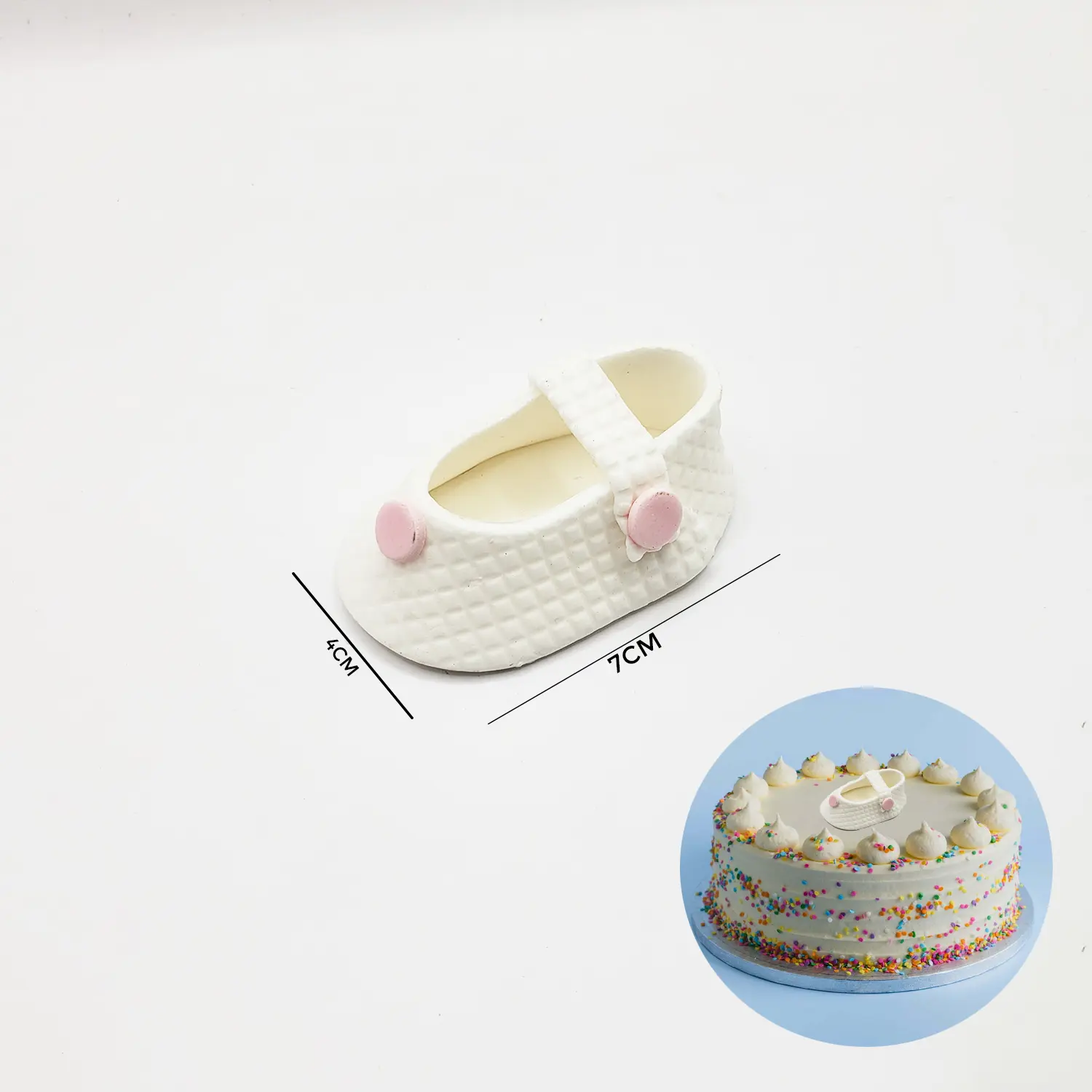 PURPLE SUGARCRAFT EDIBLE SMALL WHITE BABY BOOTIES