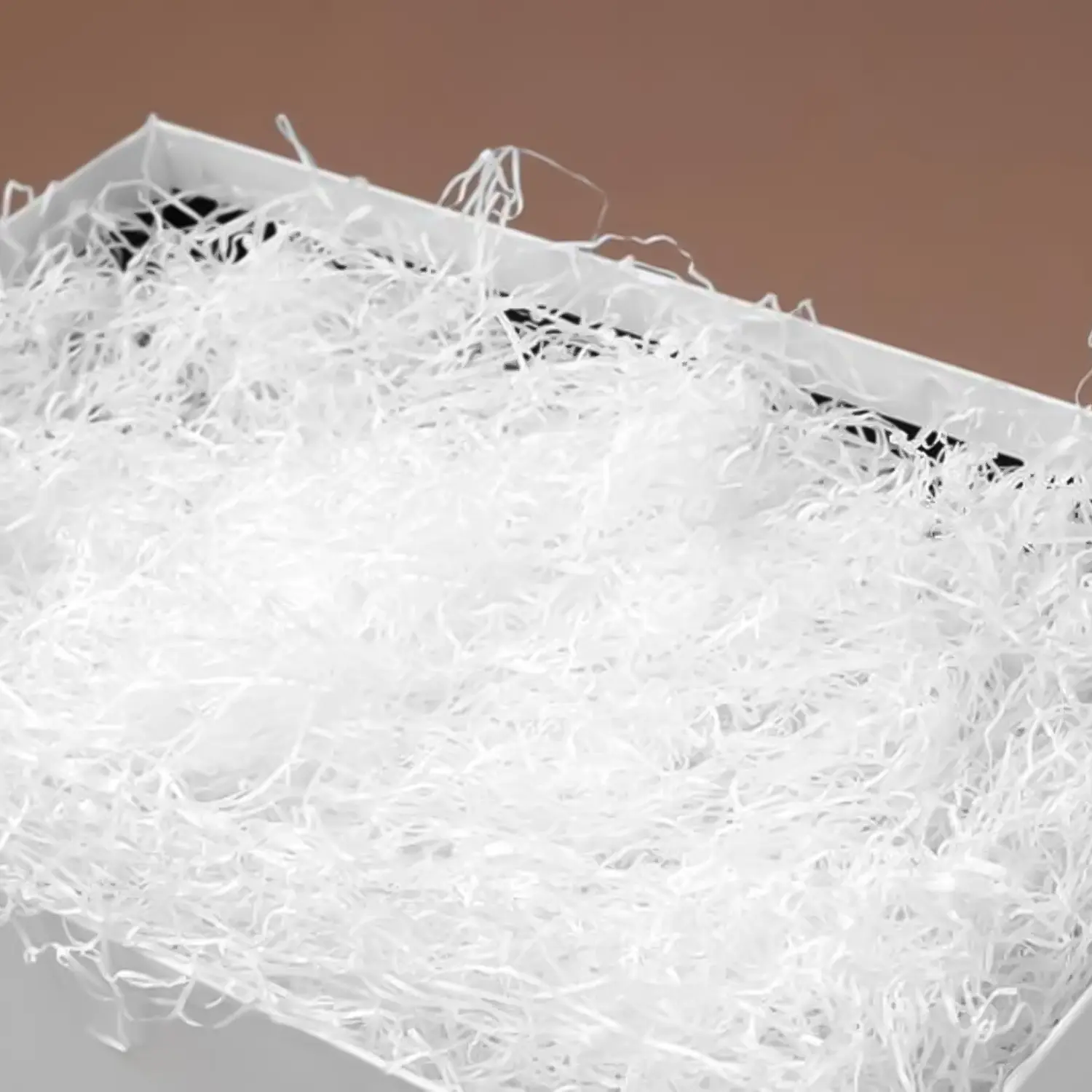 WHITE SHREDDED PAPER